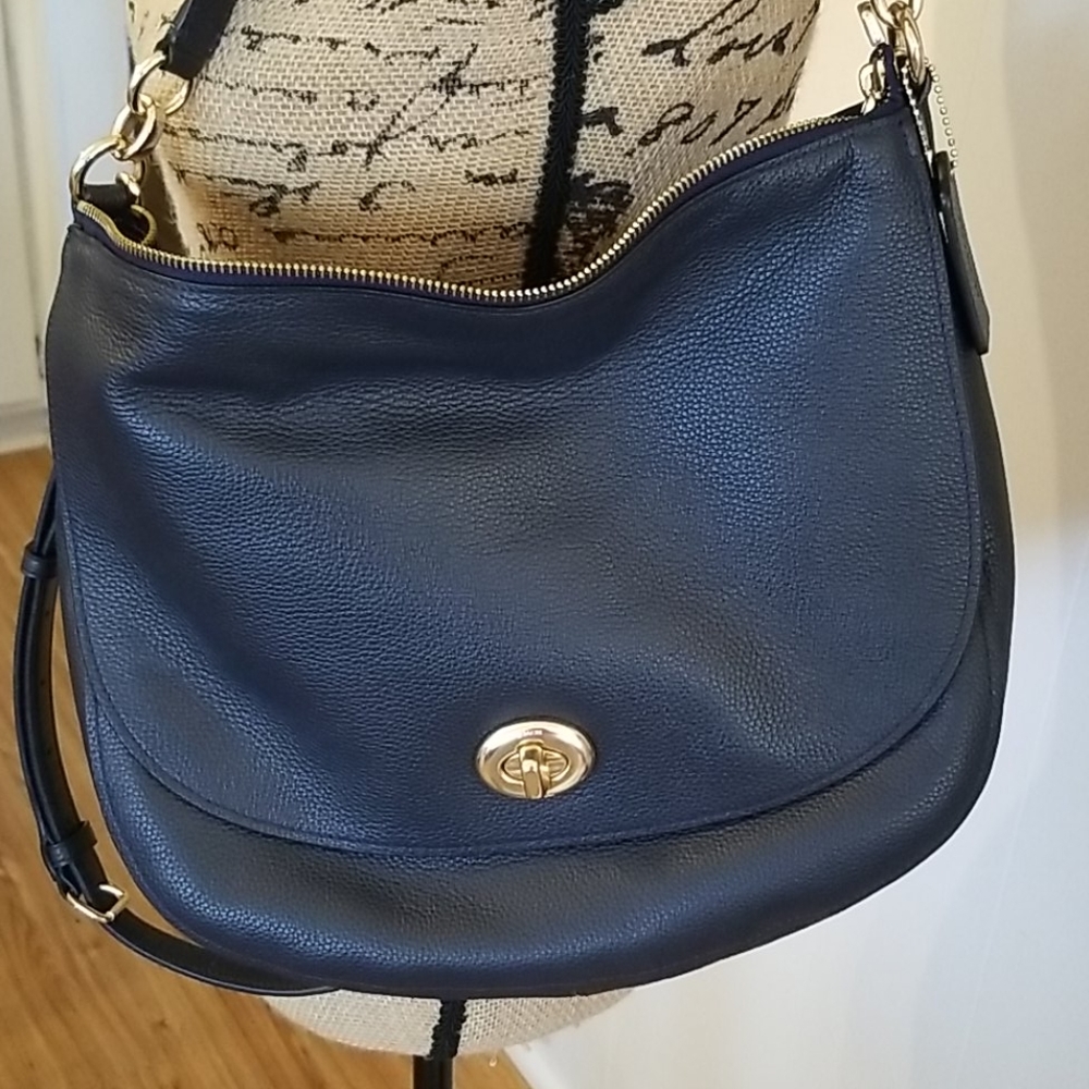 Navy Coach purse - Picture 5 of 6